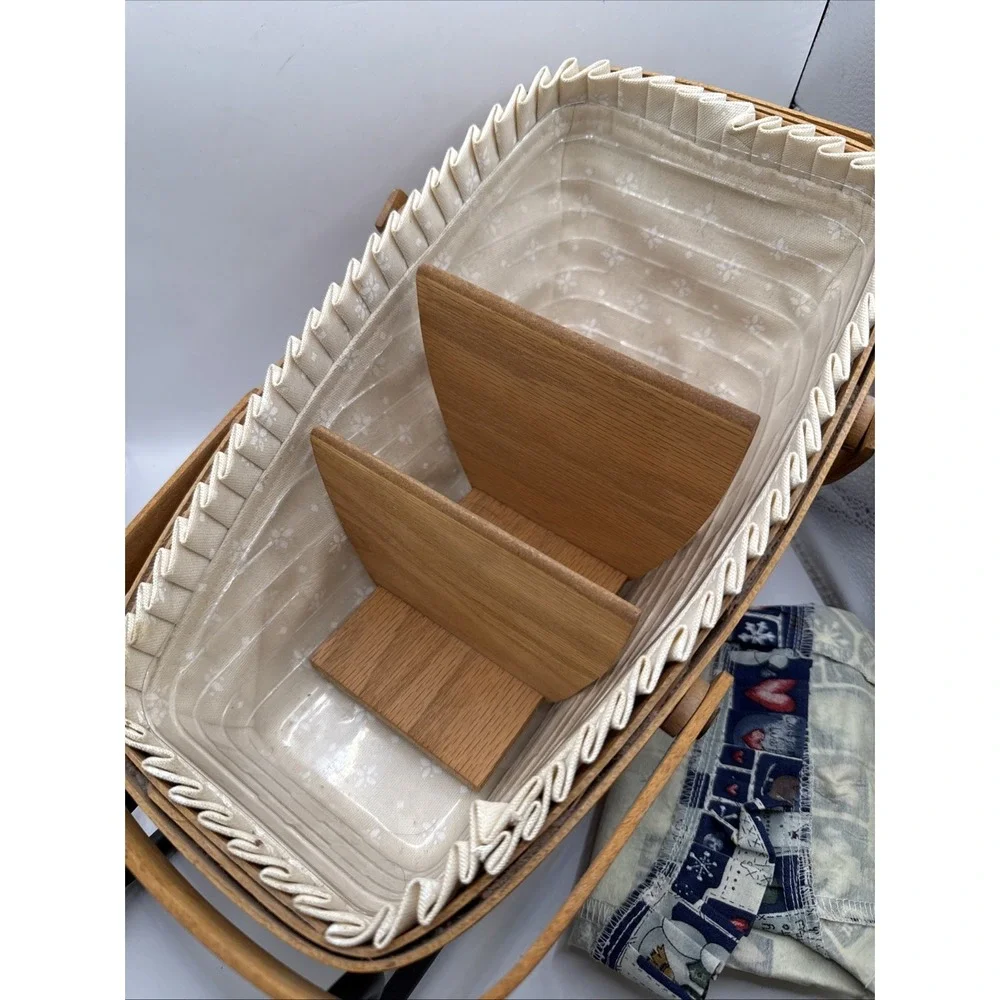 Longaberger 1996 Large Christmas Sleigh Basket with Protector, Liner And Divider